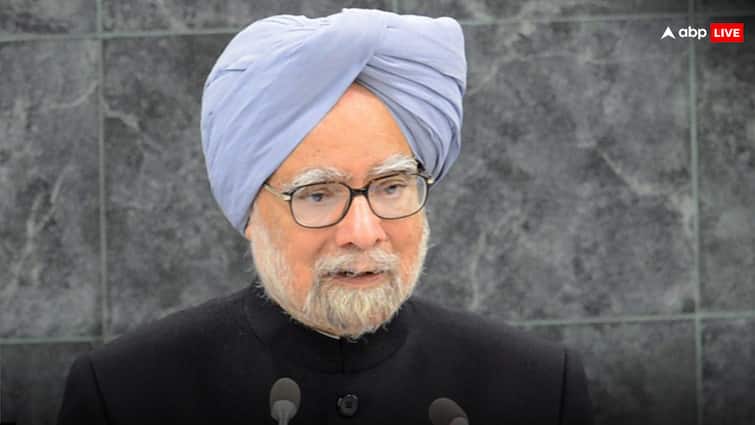 Manmohan Singh Saved JNU Student over Protests Against Him as Prime Minister PMO Called Vice Chancellor  जब JNU में विरोध कर रहे छात्रों का खुद मनमोहन सिंह ने किया था बचाव, वाइस चांसलर को PMO से आया था फोन