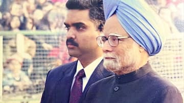 Manmohan Singh Death: BMW-তে যেতে চাননি ! প্রধানমন্ত্রী হয়েও নিজের এই গাড়ি ছিল মনমোহনের প্রথম পছন্দ