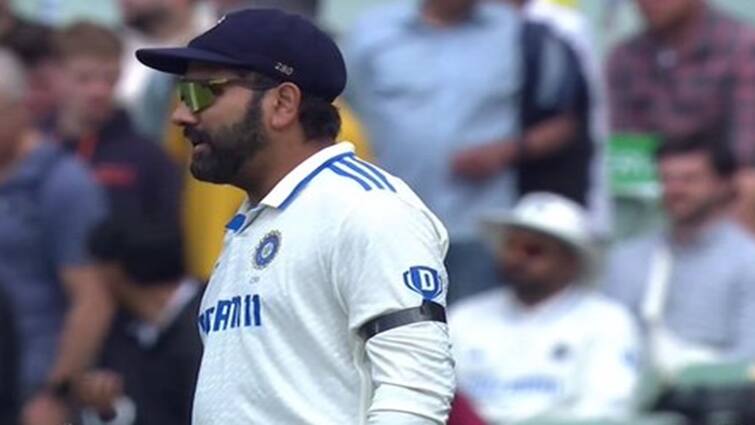 Indian cricketers wear black armbands on Day 2 in Melbourne to honour former PM Manmohan Singh IND Vs AUS: મેલબોર્ન ટેસ્ટના બીજા દિવસે હાથ પર કાળી પટ્ટી બાંધી કેમ ઉતરી ટીમ ઇન્ડિયા? જાણો કારણ