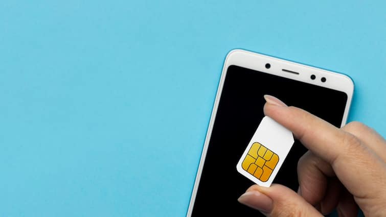 govt to blacklist fraud message sender will be barred from new connection for three years