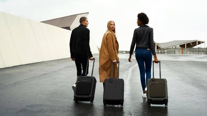 5. Walking Around With Empty Suitcase: People in Mexico believe that walking around with an empty suitcase on New Year's Eve invites travel opportunities and new adventures in the coming year. People walk on the streets with empty suitcases while manifesting travel. (Image Source: Pinterest/jk2248)