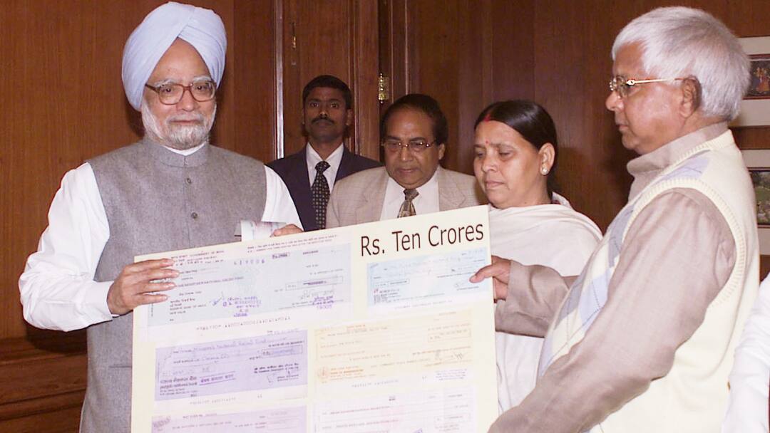 Manmohan Singh: जब एक निवेदन पर बिहार आ गए थे मनमोहन सिंह, अब उनके निधन पर क्या बोले लालू यादव? Manmohan Singh Death News Had Come to Bihar During the Kosi Disaster Says Lalu Prasad Yadav Manmohan Singh: जब एक निवेदन पर बिहार आ गए थे मनमोहन सिंह, अब उनके निधन पर क्या बोले लालू यादव?