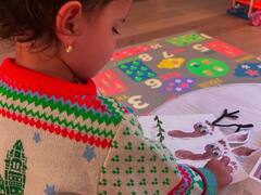 मैचिंग आउटफिट पहन प्रियंका चोपड़ा ने पति और बेटी संग मनाया क्रिसमस का जश्न, शेयर की तस्वीरें