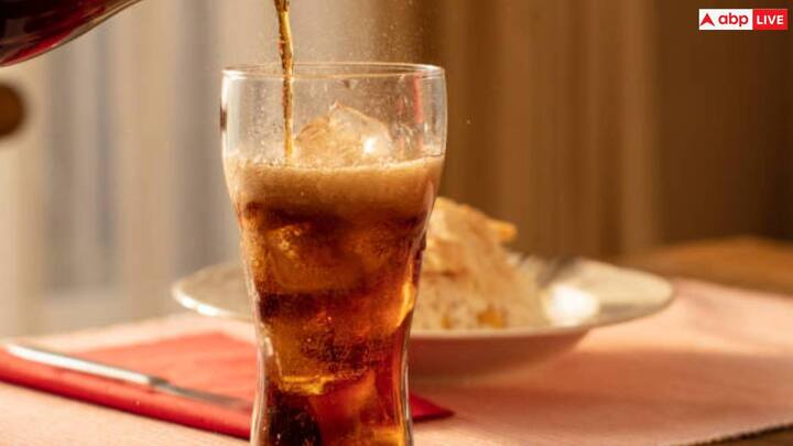 फ्रंटियर्स इन पब्लिक हेल्थ में प्रकाशित हाल के निष्कर्षों ने भोजन के दौरान मीठे पेय पदार्थों के सेवन और स्ट्रोक और दिल की विफलता सहित गंभीर हृदय रोगों (सीवीडी) के बढ़ते जोखिम के बीच चौंकाने वाले संबंधों को उजागर किया है.