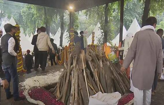 ਰਾਜਘਾਟ 'ਚ ਮਨਮੋਹਨ ਸਿੰਘ ਦਾ ਅੰਤਿਮ ਸਸਕਾਰ ਨਾ ਕਰਕੇ ਭਾਜਪਾ ਨੇ ਸਿੱਖਾਂ ਦਾ ਕੀਤਾ ਅਪਮਾਨ, ਜੇ ਅਟਲ ਬਿਹਾਰੀ ਵਾਜਪਾਈ ਦਾ....., ਭਖੀ ਸਿਆਸਤ