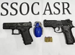 ਅੰਮ੍ਰਿਤਸਰ 'ਚ 2 ਅੱਤਵਾਦੀ ਗ੍ਰਿਫ਼ਤਾਰ, ਥਾਣੇ 'ਤੇ ਸੁੱਟਿਆ ਸੀ ਬੰਬ, ਪਿਸਤੌਲ ਤੇ ਹੈਰੋਇਨ ਬਰਾਮਦ