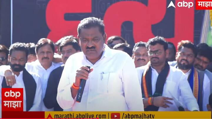 आमदार सुरेश धस यांनी पाचव्या क्रमांकावर भाषण केलं, त्यांनी आपल्या भाषणातून घटनेची थरारक कहाणी सांगत मंत्री धनंजय मुंडे व पंकजा मुंडेंना लक्ष्य केलं.