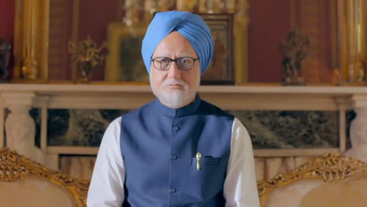 Hansal Mehta Fires Back After Anupam Kher Calls His Tweet About Manmohan Singh Biopic ‘Messed Up’: 'Call Me Names...'