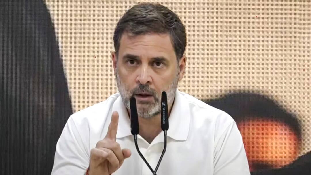 राहुल गांधी को हिंदू धर्म से बाहर करने की मांग पर चंद्रशेखर आजाद बोले- ये तो वो लोग जानें लेकिन... maha kumbh 2025 demand to expel Rahul Gandhi from Hinduism Chandrashekhar Azad reaction राहुल गांधी को हिंदू धर्म से बाहर करने की मांग पर चंद्रशेखर आजाद बोले- ये तो वो लोग जानें लेकिन...