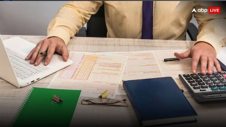 Income Tax Return E Verification: एक गलती और हो जाएगा नुकसान, जानें ITR फाइल करते समय किन बातों का रखना चाहिए ख्याल know the ITR filing e verification process with these 5 key points Income Tax Return E Verification: एक गलती और हो जाएगा नुकसान, जानें ITR फाइल करते समय किन बातों का रखना चाहिए ख्याल