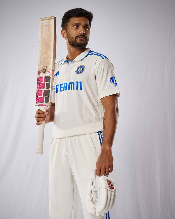 नितीश के पास कमाई का मुख्य जरिया क्रिकेट है. टीम इंडिया में आने के बाद उन्हें बीसीसीआई से सैलरी मिल रही है. इससे पहले मुख्यत: उनकी कमाई आईपीएल के जरिए होती थी.