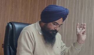 Punjab News:  ਗਿਆਨੀ ਹਰਪ੍ਰੀਤ ਸਿੰਘ ਨੂੰ ਖਿਲਾਫ਼ ਸਾਜ਼ਿਸ਼, SGPC ਚੋਣਾਂ 'ਚ RSS ਦਾ ਦਖ਼ਲ, ਮੁੜ ਪ੍ਰਧਾਨ ਬਣਾਇਆ ਜਾਵੇਗਾ ਸੁਖਬੀਰ ਬਾਦਲ, ਬਰਾੜ ਨੇ ਖੋਲ੍ਹੇ ਅਕਾਲੀ ਦਲ ਦੇ ਚਿੱਠੇ