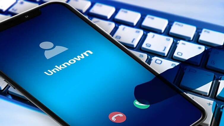 If you are also getting fake calls then just follow these guidelines tech tips hindi अगर आपके पास भी आ रही है Fake Call तो बस फॉलो करें ये गाइडलाइन!