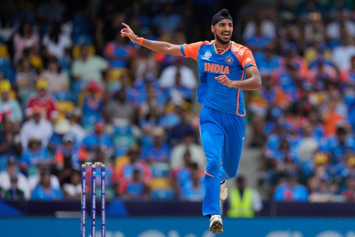 भारताला 2007 नंतर म्हणजेच 14 वर्षांनी टी 20 वर्ल्ड कप जिंकता आला त्यामध्ये अर्शदीपचं महत्त्वाचं योगदान आहे.