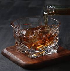 ન્યૂ ઇયરની પાર્ટી માટે દારૂ પીરસવાનું એક દિવસનું પણ મળી શકે છે લાયસન્સ, જાણો શું છે નિયમો