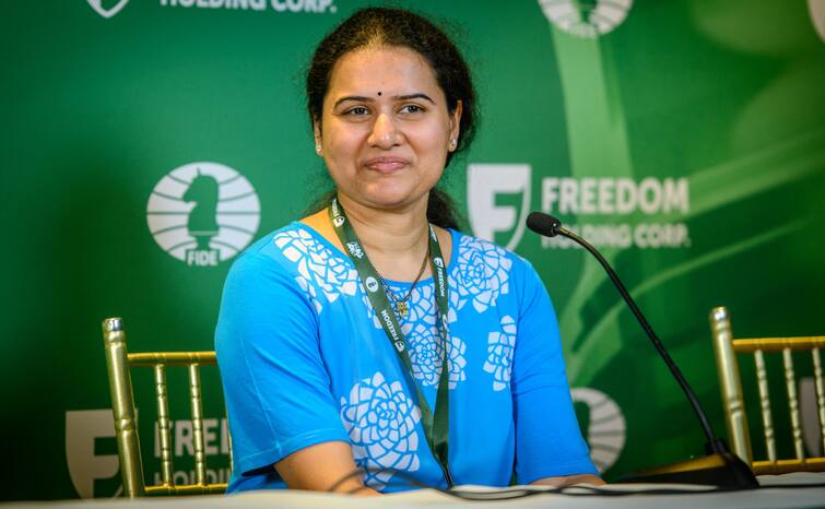 indian player Koneru Humpy wins World Rapid Championship 2024 details in tamil Koneru Humpy: அட்ராசக்க..! உலக ரேபிட் செஸ் சாம்பியன்ஷிப்பை வென்ற கோனேரு ஹம்பி.. இந்தியாவே பெருமை..!
