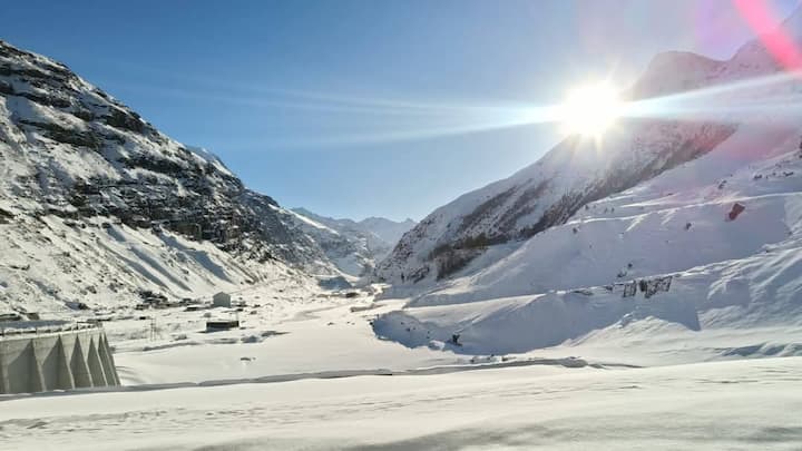 इसके लिए येलो अलर्ट जारी किया गया है. आने वाले दिनों में राज्य भर में मौसम साफ बने रहने का अनुमान है. इस दौरान दोपहर के वक्त धूप और सुबह-शाम के वक्त लोगों को ठंड का सामना करना पड़ेगा.