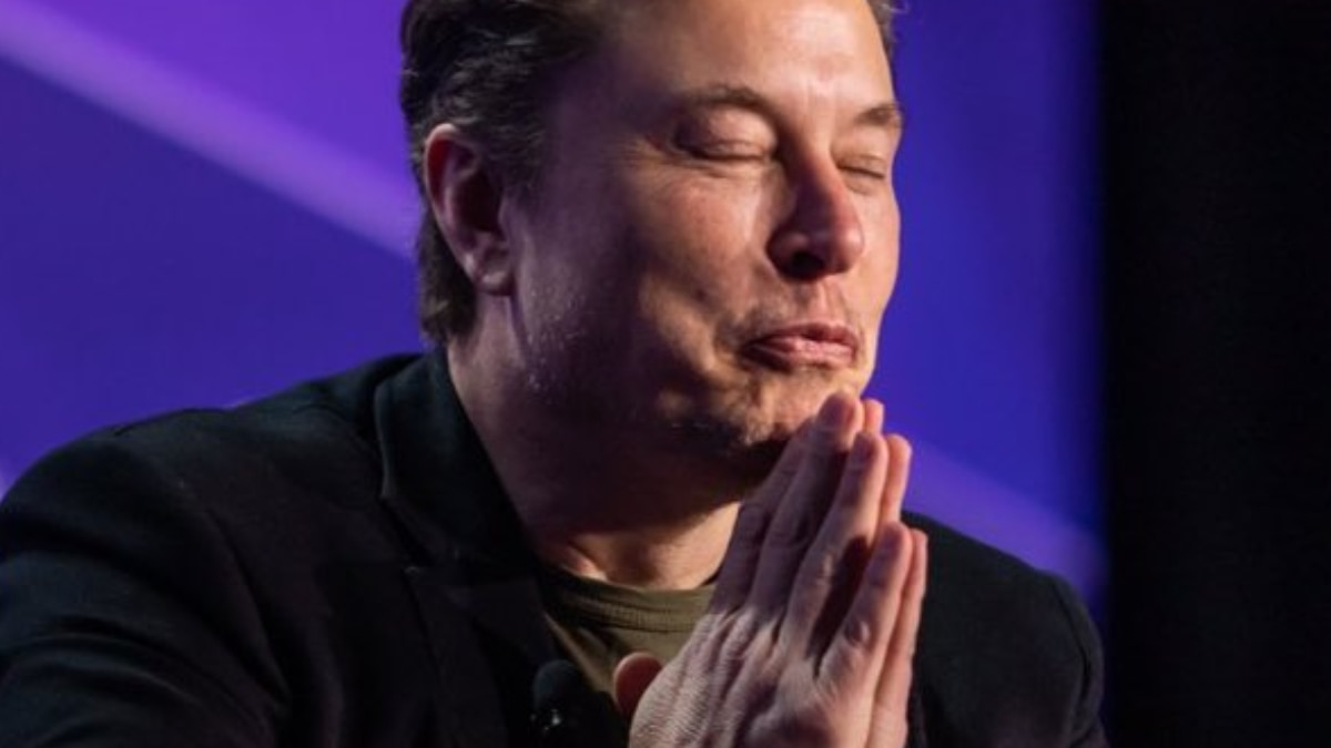 Despite His Hatred Towards Apple, Elon Musk Uses A Rs 60k Gadget From The Same Company. Find Out Which One