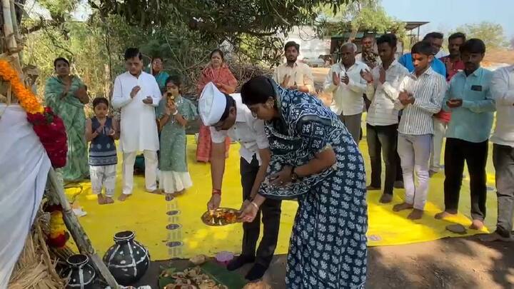 वेळ आमवस्या नावाने सर्वत्र हा शेतीप्रती कृतज्ञता व्यक्त करणारा दिवस साजरा केला जातो. धाराशिव येथील ठाकरे गटाचे आमदार कैलास पाटील यांनी देखील आपल्या शेतात कटुंबासोबत वेळ अमावस्या साजरी करत वनभोजनाचा आनंद घेतला.