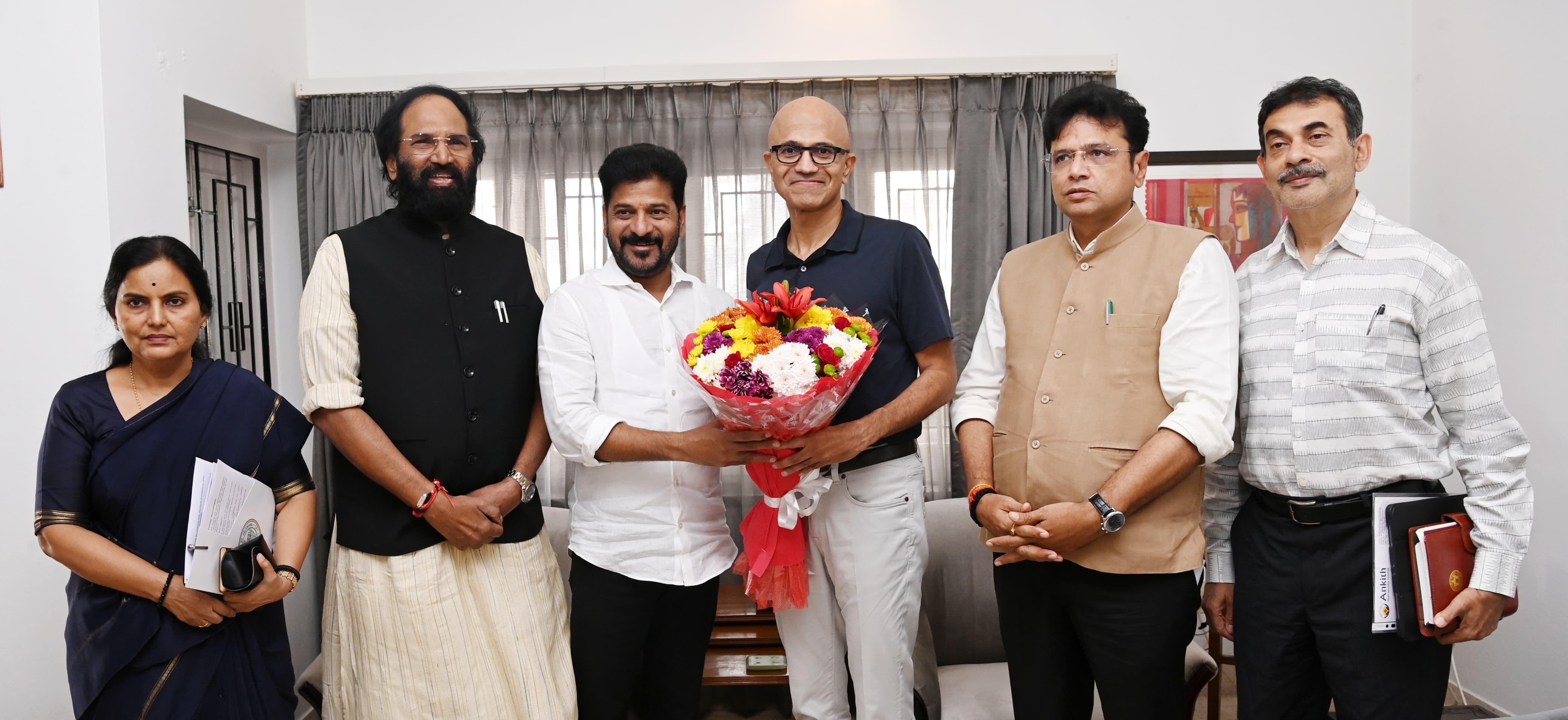 Revanth Reddy Meets Satyanadella: మైక్రోసాఫ్ట్ సీఈవోతో రేవంత్ రెడ్డి సమావేశం -తెలంగాణలో సాఫ్ట్‌వేర్ రంగ అభివృద్ధిపై చర్చ