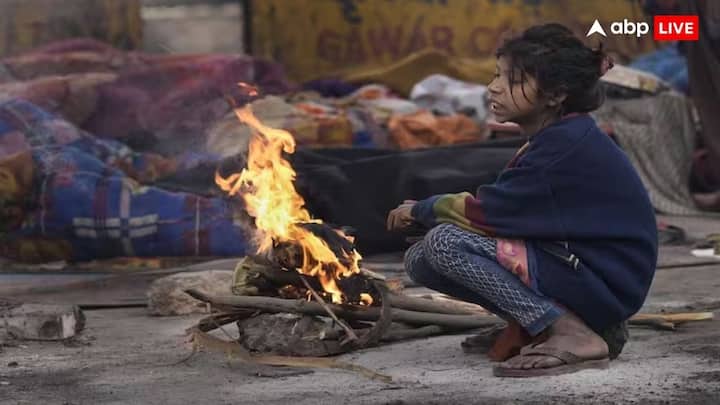 2 जनवरी को मौसम में हल्का बदलाव होगा जहां बादल और सूरज का मिलाजुला असर देखने को मिलेगा. इस दिन अधिकतम तापमान 23°C और न्यूनतम 10°C रह सकता है.