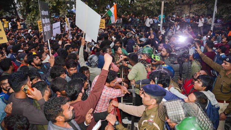 BPSC Protest: Oppn Lashes Out At Nitish Govt Over Lathi Charge, Prashant Kishor To Move Court