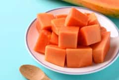 Papaya Side Effects: આ લોકોએ ભૂલથી પણ ન ખાવું જોઈએ પપૈયું, સ્વાસ્થ્યને થશે નુકસાન