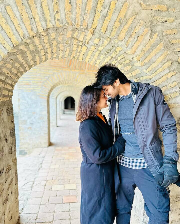 त्यांचे हे फोटो सध्या अनेकांच्या पसंतीस उतरत असल्याचं पाहायला मिळतंय.