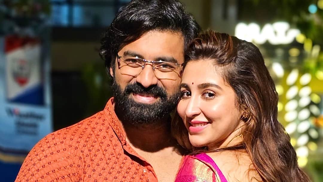 Ankush Hazra and Oindrila Sen May marry this year shopping stated Entertainment News Tollywood Ankush-Oindrila: তৈরী বেনারসি-শেরওয়ানি, নতুন বছরে বিয়ের পিঁড়িতে বসতে চলেছেন অঙ্কুশ-ঐন্দ্রিলা?