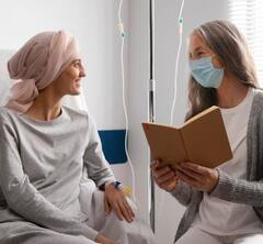 ਔਰਤਾਂ 'ਚ ਦਿਖਾਈ ਦਿੰਦੇ ਕੈਂਸਰ ਦੇ ਇਹ ਲੱਛਣ, ਭੁੱਲ ਕੇ ਵੀ ਨਾ ਕਰੋ ਨਜ਼ਰਅੰਦਾਜ਼