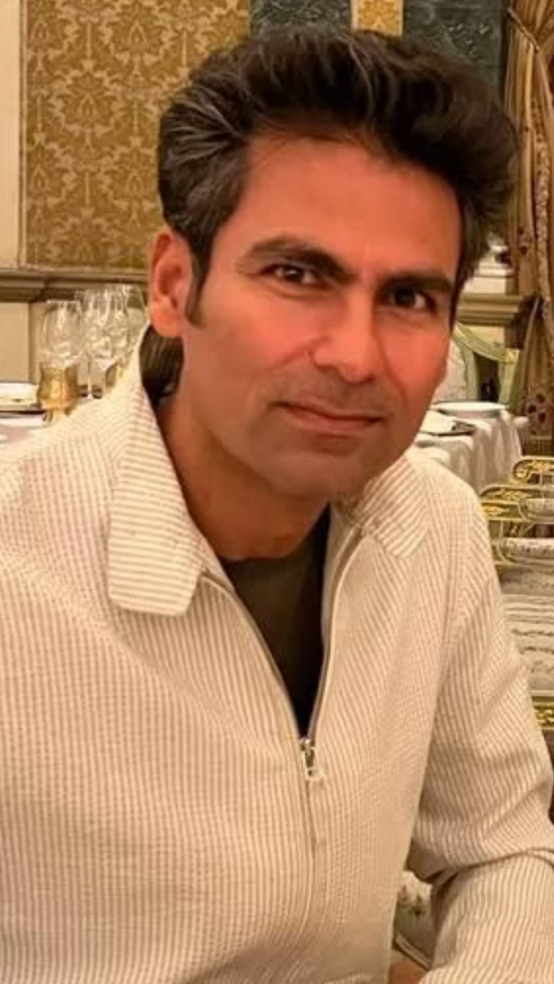 उससे पहले टीम इंडिया के पूर्व क्रिकेटर मोहम्मद कैफ प्रयागराज पहुंचे.