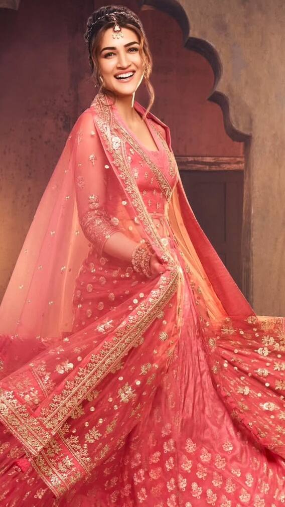 फिल्म प्रमोशन के दौरान वैनिटी में क्यों रोने लगी थीं कृति सेनन