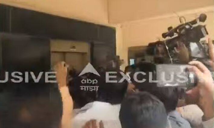 संतोष देशमुख हत्या प्रकरणात जे कोणी आरोपी असतील, त्यांना अटक करावी आणि फाशीची शिक्षा द्यावी, असं वाल्मिक कराड म्हणाले.