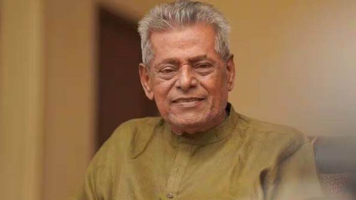 தமிழ் சினிமாவின் சிம்மாசனம், டெல்லி கணேஷ் நவம்பர் 9ஆம் தேதி வயது முதிர்வு காரணமாக உயிரிழந்தார். வில்லன் கதாபாத்திரம், குணச்சித்திர வேடங்களில் ஏராளமான படங்களில் நடித்தவர். மகனுக்காக தயாரிப்பாளராகவும் அவதாரம் எடுத்தார். 10 வகுப்பு முடித்த கையோடு டிவிஎஸ் மோட்டார் கம்பெனியில் வேலையில் சேர்ந்தார். 1964 முதல் 1974 ஆம் ஆண்டு வரையில் கிட்டத்தட்ட 10 ஆண்டுகள் விமானப் படையில் பணியாற்றியிருக்கிறார். அந்த வேலையை உதறிவிட்டு சினிமாவில் நடிக்க வந்துள்ளார். 700-க்கும் மேற்பட்ட படங்களில் இவர் நடித்துள்ளது குறிப்பிடத்தக்கது.
