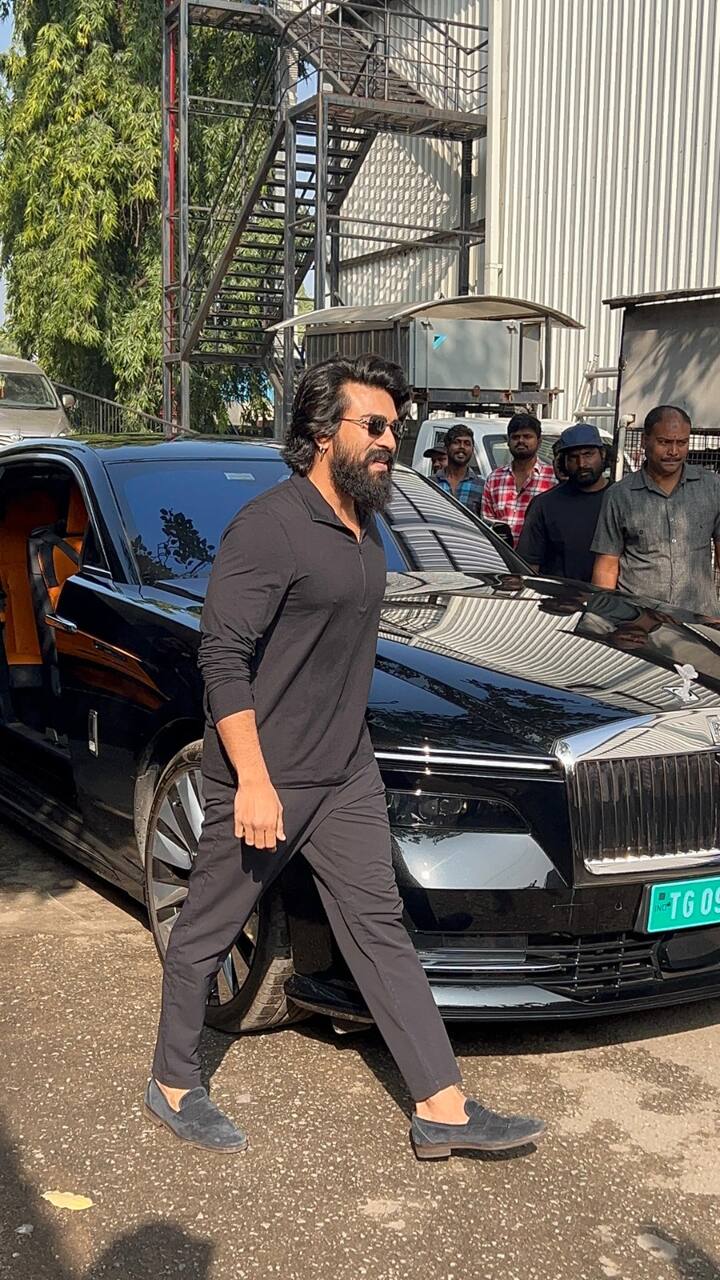 'అన్స్టాపబుల్ విత్ ఎన్బికే' షూటింగ్ కి అటెండ్ అయిన రామ్ చరణ్ ఫొటోస్ ఇప్పుడు వైరల్ అవుతున్నాయ్