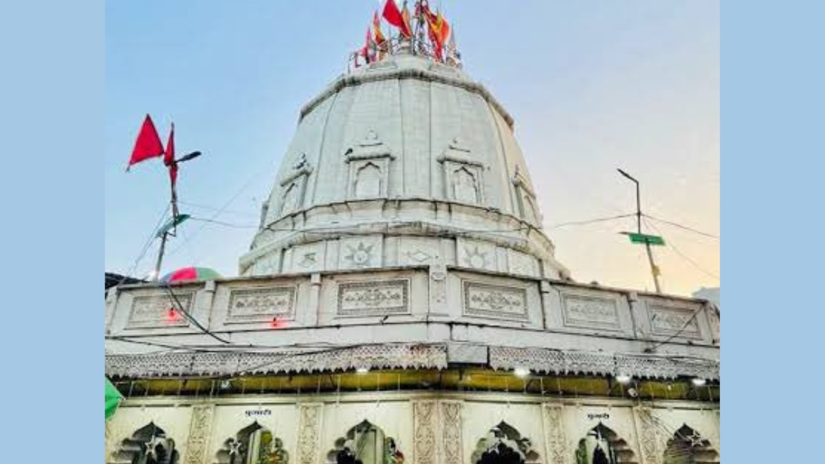 From Chattarpur To Akshardham: Must-Visit Temples In Delhi To Welcome the Year with Spiritual Bliss