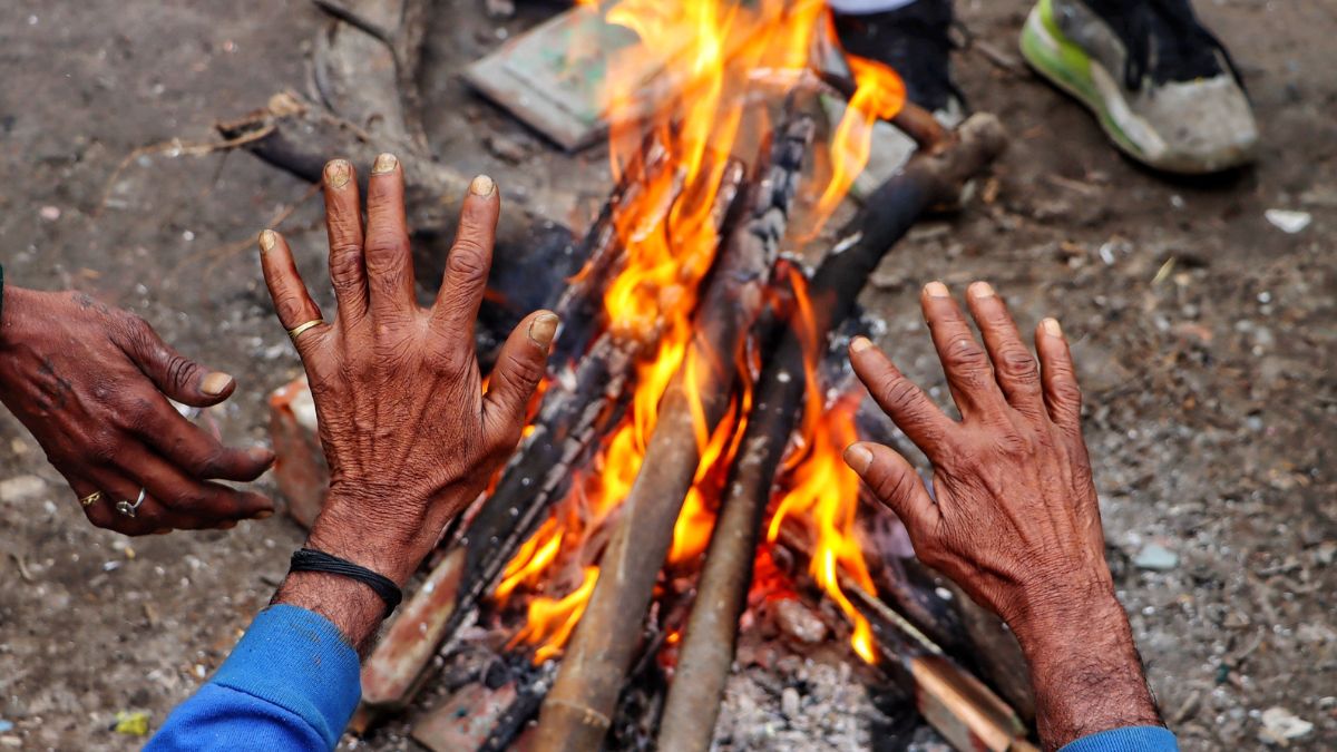 Delhi Welcomes New Year With Cold Day, Winter Chill Intensifies In Other Parts Of North India