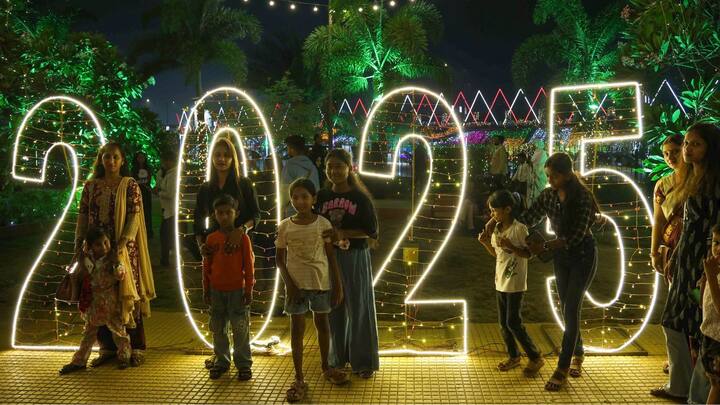 People across the country welcomed New Year with great fervour and enthusiasm.