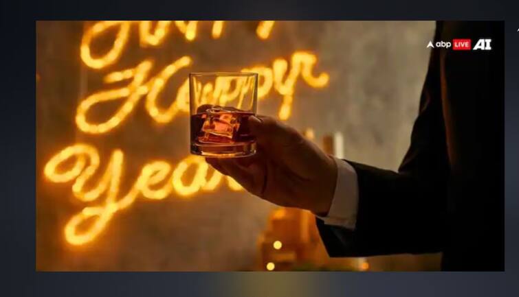 What Indians ordered on New Year’s Eve  aloo bhujia, condoms, soft drinks and more காண்டம், சிப்ஸ், பால்… புத்தாண்டுக்கு இந்தியர்கள் அதிகம் ஆர்டர் செய்தவை என்ன தெரியுமா?