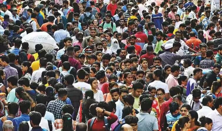 population figures stats of new year know every second approximately 4 2 births and 2 deaths occur દરેક સેકન્ડે 4.2 જન્મ અને 2 મોત, નવા વર્ષમાં વસ્તીને લઇને સામે આવ્યા ડરાવનારા આંકડા, વાંચો