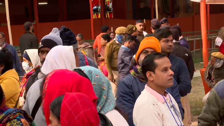 কাশীপুর উদ্যানবাটীতে ভক্তদের আশীর্বাদ করে বলেছিলেন- ‘তোমাদের চৈতন্য হোক’। এরপর থেকেই প্রতিবছর জানুয়ারি মাসের প্রথম দিনে পালিত হয়ে আসছে কল্পতরু উৎসব।