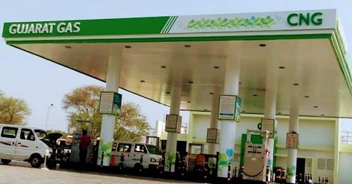 Gujarat Gas increases CNG prices on the first day of the new year CNG: નવા વર્ષના પ્રથમ દિવસે જ લાગ્યો ઝટકો, ગુજરાત ગેસે CNGમાં કેટલો કર્યો વધારો ?