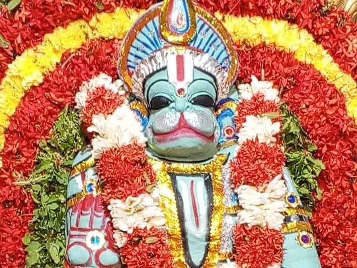 கரூர் ஸ்ரீ கற்பக விநாயகர் ஆலயத்தில் ஆங்கில புத்தாண்டு சிறப்பு அபிஷேகம்