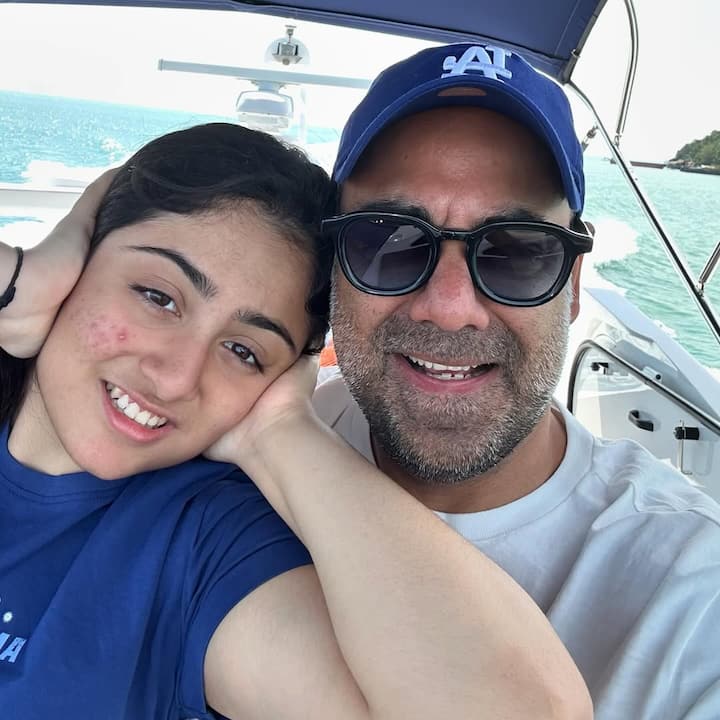 Riddhima used hashtags like #FamilyHoliday, #NewYear2025, and #ThailandDiaries to mark the vacation on social media.