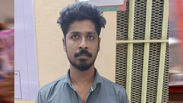 young man has been arrested for allegedly being involved in a novel fraud and theft case திரைப்பட பாணியில் திருட்டு! - கோபுர கலசத்தில் இரிடியம்! சிக்கிய இளைஞர்! என்ன நடந்தது?