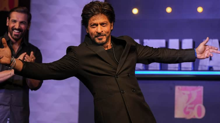 Throwback: Shah Rukh Khan's Candid Take On Celebrity Endorsements And Cigarette Smoking In Films