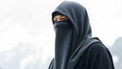 Burqa Ban: इस देश में बुर्का पहनने पर देना पड़ेगा लगभग 1 लाख का जुर्माना, 1 जनवरी से लागू हुआ कानून