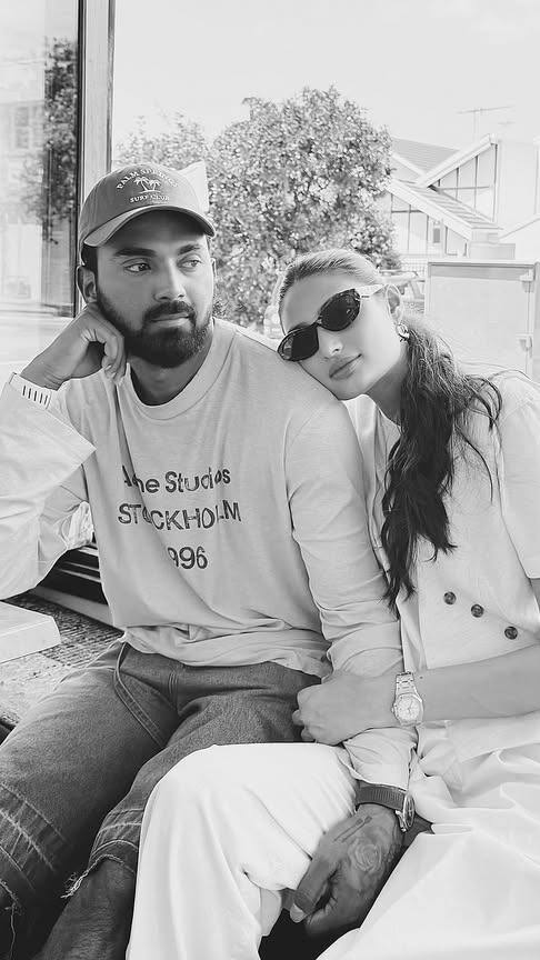 प्रेग्नेंसी में बीवी अथिया शेट्टीका खूब ख्याल रख रहे हैं केएल राहुल, देखें वीडियो