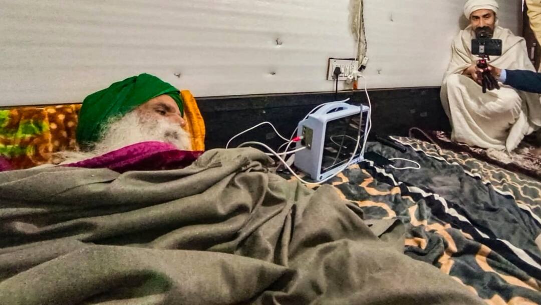 ਡੱਲੇਵਾਲ ਦੀ ਸਿਹਤ ਨੂੰ ਲੈਕੇ ਵੱਡਾ ਅਪਡੇਟ ਆਇਆ ਸਾਹਮਣੇ, ਅੰਮ੍ਰਿਤਸਰ ਤੋਂ ਸ਼ੰਭੂ ਲਈ ਰਵਾਨਾ ਹੋਇਆ ਕਿਸਾਨਾਂ ਦਾ ਕਾਫਲਾ; ਜਾਣੋ ਕਿਵੇਂ ਦੇ ਹਾਲਾਤ Jagjit Singh Dallewal Health update on30 January 2025 ਡੱਲੇਵਾਲ ਦੀ ਸਿਹਤ ਨੂੰ ਲੈਕੇ ਵੱਡਾ ਅਪਡੇਟ ਆਇਆ ਸਾਹਮਣੇ, ਅੰਮ੍ਰਿਤਸਰ ਤੋਂ ਸ਼ੰਭੂ ਲਈ ਰਵਾਨਾ ਹੋਇਆ ਕਿਸਾਨਾਂ ਦਾ ਕਾਫਲਾ; ਜਾਣੋ ਕਿਵੇਂ ਦੇ ਹਾਲਾਤ