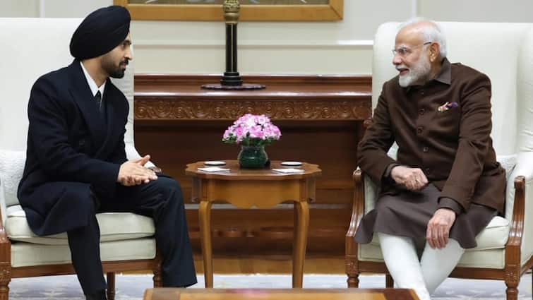 PM Modi Matches Diljit Dosanjh’s Vibe, Taps Table To Singer’s Punjabi Tunes; Watch